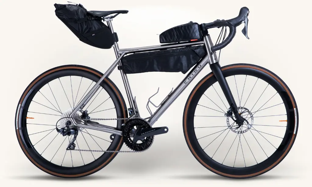 chiru-kunlun-road-bikepacking-front-1.webp